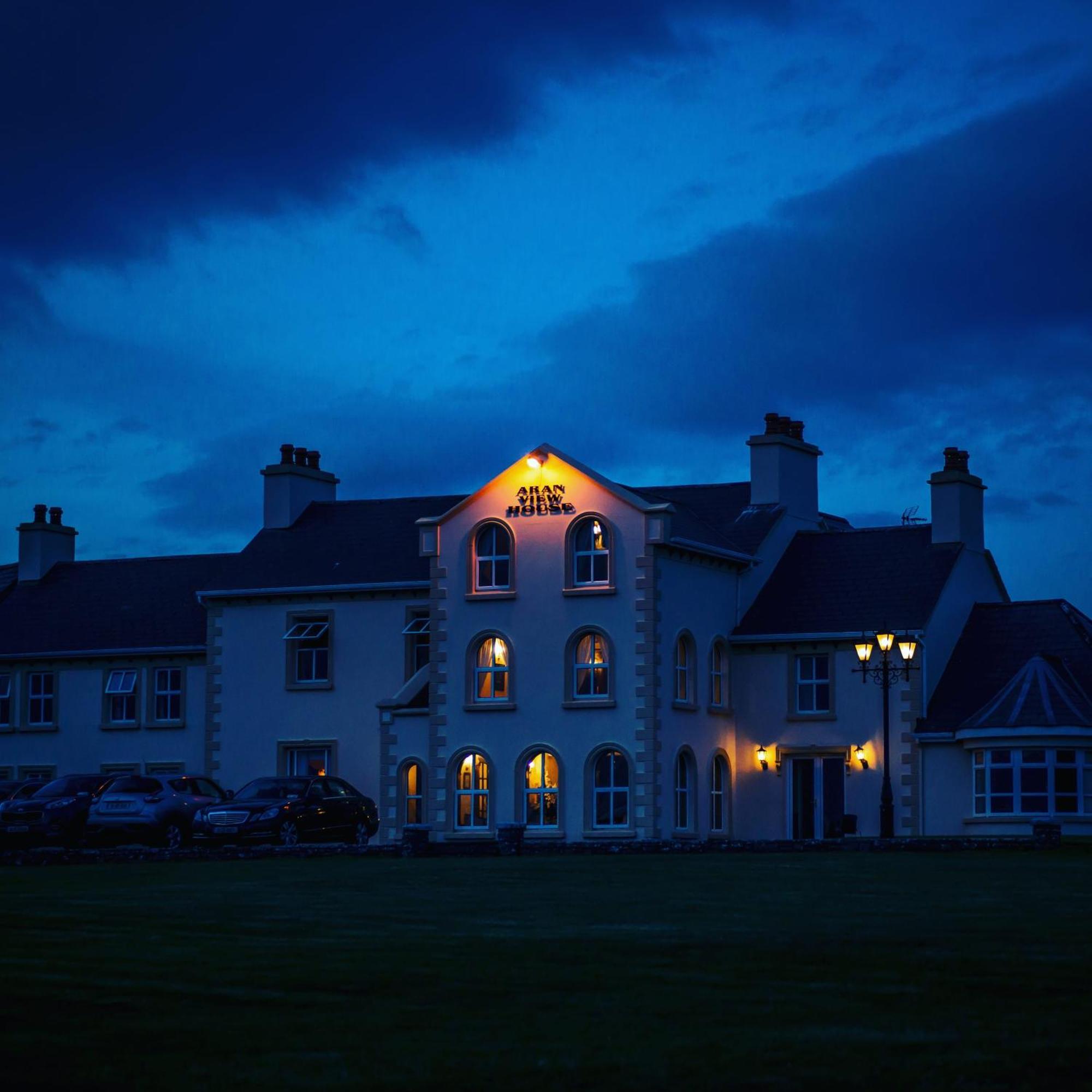 Aran View Country House And Lodge Doolin Habitación foto